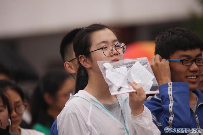 升学臆度巨匠解读2026年高考步地 竞争分化加重